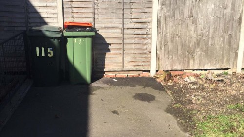 Eco-friendly furniture clearance methods in Blackwall